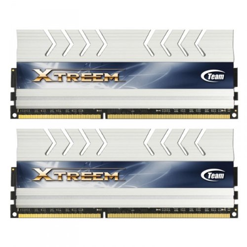 TEAMGROUP Xtreem 8 GB (2 x 4 GB) DDR3-2400 CL10 Memory